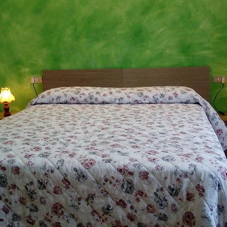 Bed and Breakfast Terrazza Sul Mare Фано Экстерьер фото