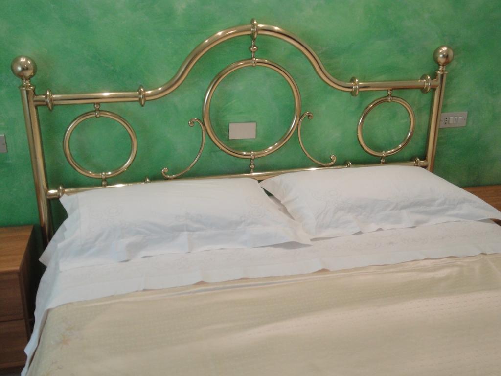 Bed and Breakfast Terrazza Sul Mare Фано Экстерьер фото